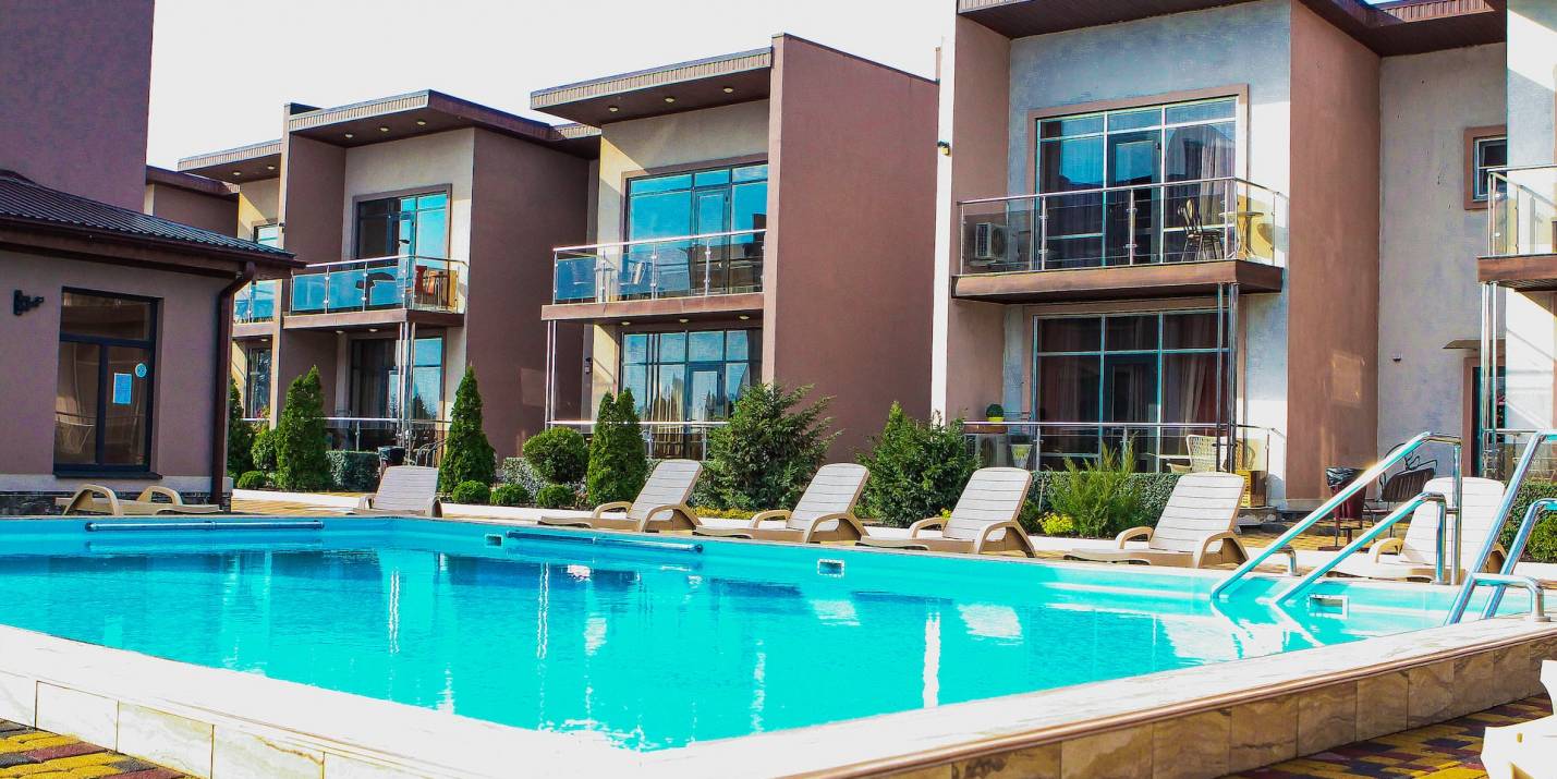 Отель в Таганроге с бассейном: комфорт и релаксация на ваш отдых