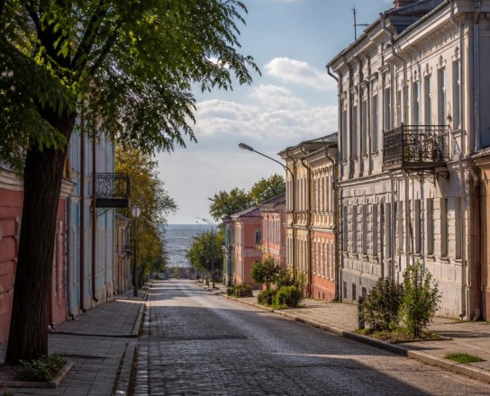 Улица Петровская в Таганроге: путеводитель по историческому центру города